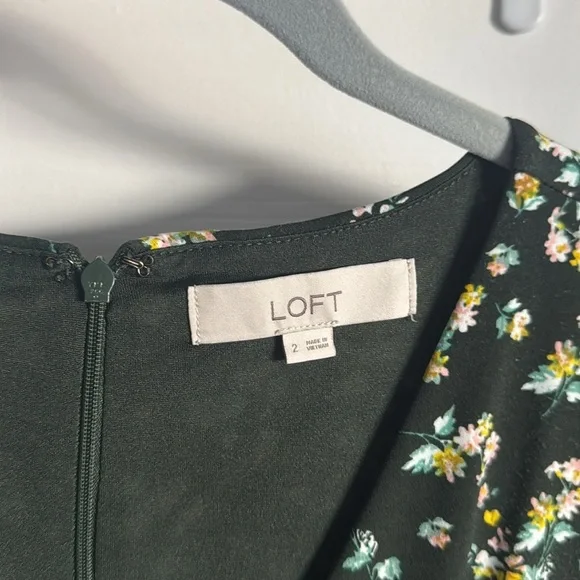 Green floral dress - Picture 3 of 5